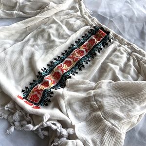 White Off-The-Shoulder Blouse • 1X • Rue21